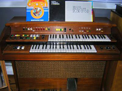 Yamaha Electone 215D