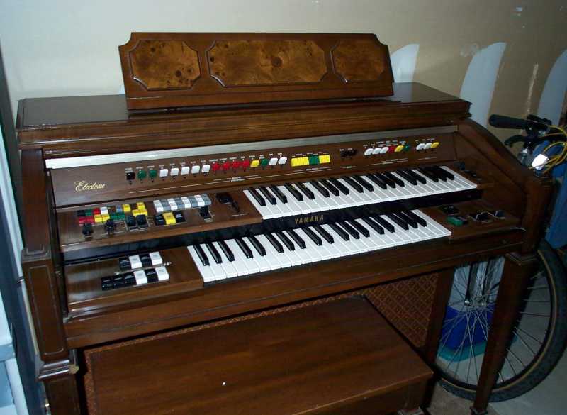 Yamaha Electone 305