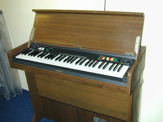 Yamaha electone CN-70