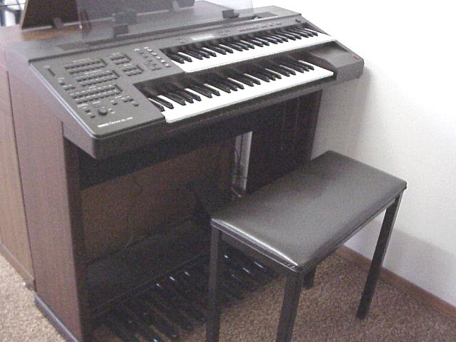 Yamaha Electone EL-25