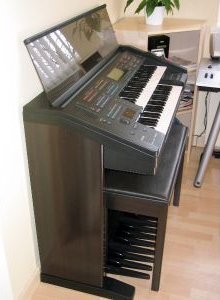 Yamaha Electone EL-900